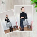 Femme tenant un sac réversible "Valérie" avec motif léopard, patron de couture pdf à télécharger, mode élégante.