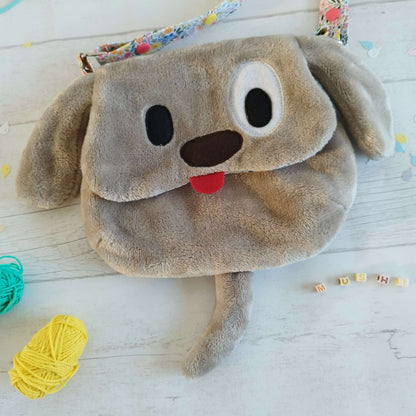 Sacs Lya & Mushi, adorables sacs Chat et Chien - patron de couture pdf à télécharger pour sac chien en tissu minky avec détails mignons