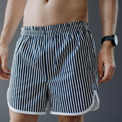 Homme portant un sous-vêtement à base - XXS/XL - MR PERFECTO, patron de couture pdf à télécharger, rayé bleu et blanc.