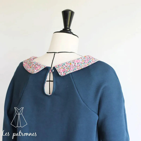 Sweat niki - Femme avec col claudine fleuri, patron de couture pdf à télécharger, fermeture goutte au dos et manches ajustées.