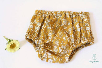 Trio de Bloomers - patron de couture pdf à télécharger pour bébé, modèle chic avec tissu fleuri jaune et blanc, facile et rapide à coudre