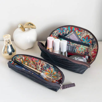 Trousse maquillage ou stylos, 4 formats – Pomme avec motif floréal, patron de couture pdf à télécharger, grande ouverture pratique