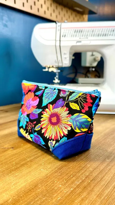 Trousse Dahlia fermée – patron de couture gratuit PDF pour trousse débutant