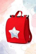 Sac à dos de maternelle rouge avec étoile sur fond aquarelle - Patron PDF gratuit