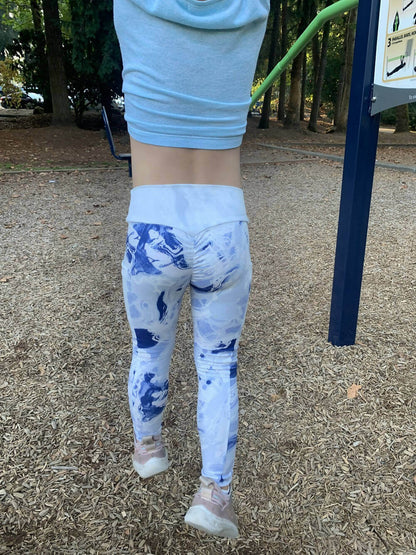 Mini-KIM - Legging pour filles du 2 au 16 Ans avec imprimé floral, patron de couture pdf à télécharger, ceinture dos en V en extérieur