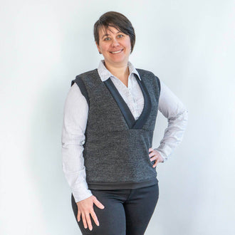 Pull sans manche femme, 34 au 56, 4 statures – Amande, patron de couture PDF à télécharger, modèle élégant encolure en V.