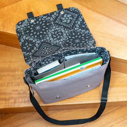 Sac besace, façon sac US, 3 tailles – Muscade avec compartiments intérieurs. Patron de couture PDF à télécharger inclus.