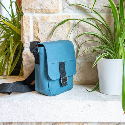 Sac besace, façon sac US, 3 tailles – Muscade, avec lanière réglable. Patron de couture pdf à télécharger disponible.