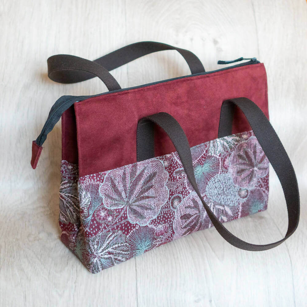 Trousse et sac zippés à large ouverture, 5 tailles – Curry, modèle pratique avec patron de couture pdf à télécharger.